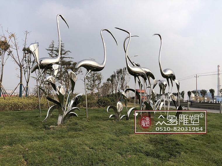 響水經(jīng)濟(jì)開(kāi)發(fā)區(qū)不銹鋼雕塑
